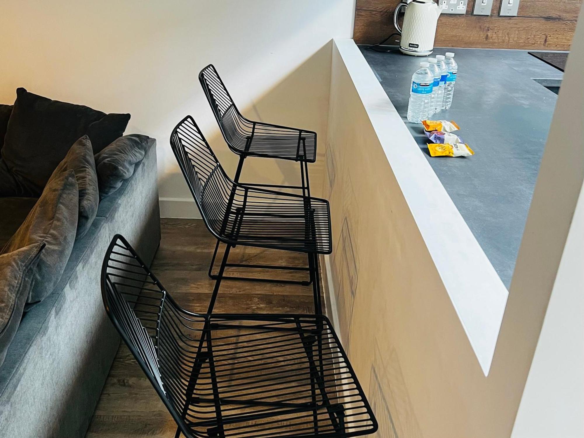 ברמינגהאם Luxurious 1-Bedroom With Parking מראה חיצוני תמונה
